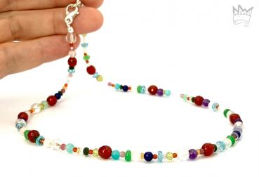 Kunterbunte Edelsteinkette