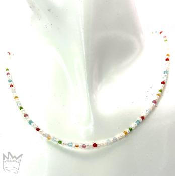 Feine, bunte Perlenkette