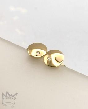 Goldene Ohrstecker