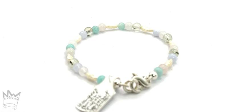 Zartes Perlenarmband