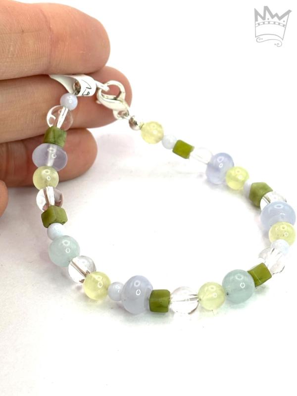 Armband in Pastellfarben