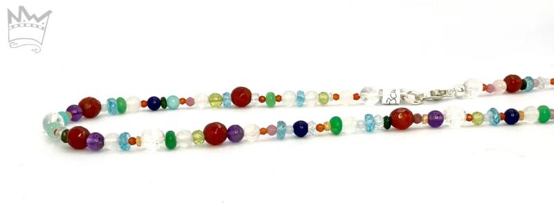 Kunterbunte Edelsteinkette