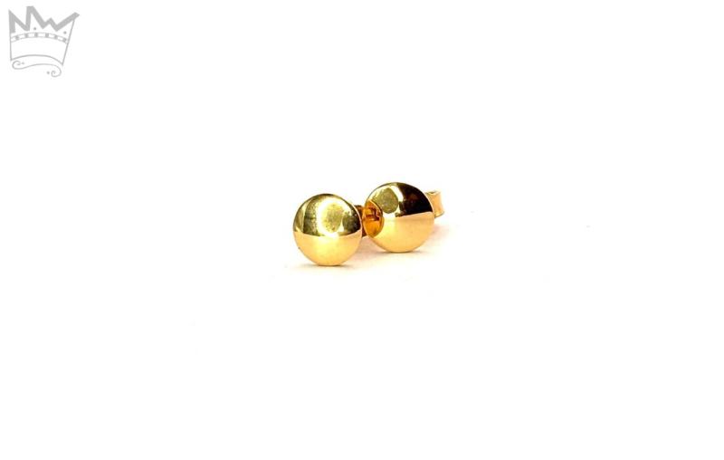 Goldene Ohrstecker